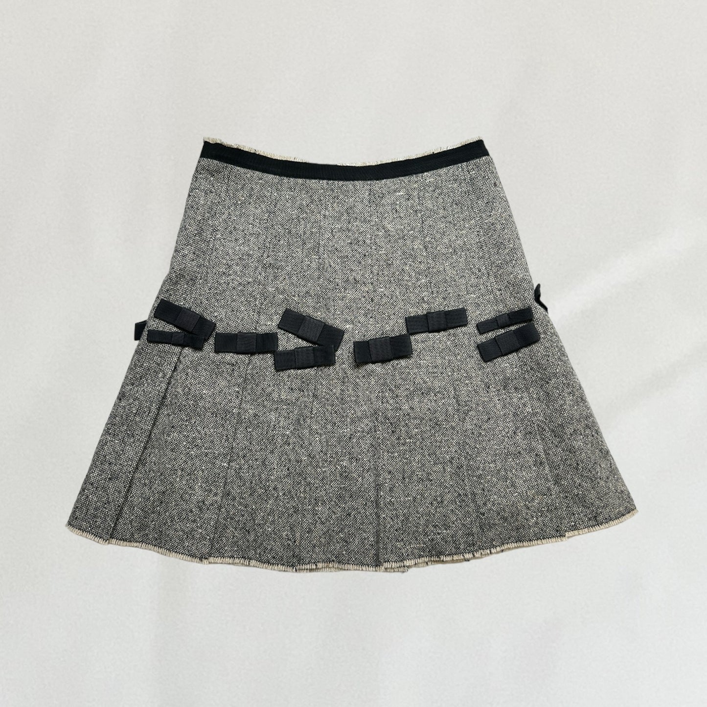 Moschino tweed pleated skirt with bow details